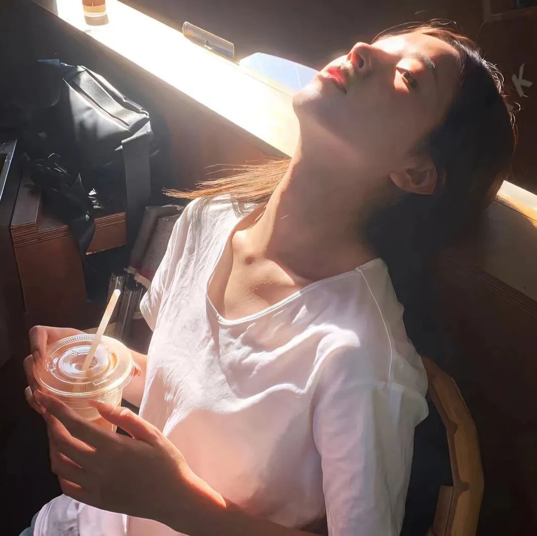 韩裔美人的日与夜 在线观看